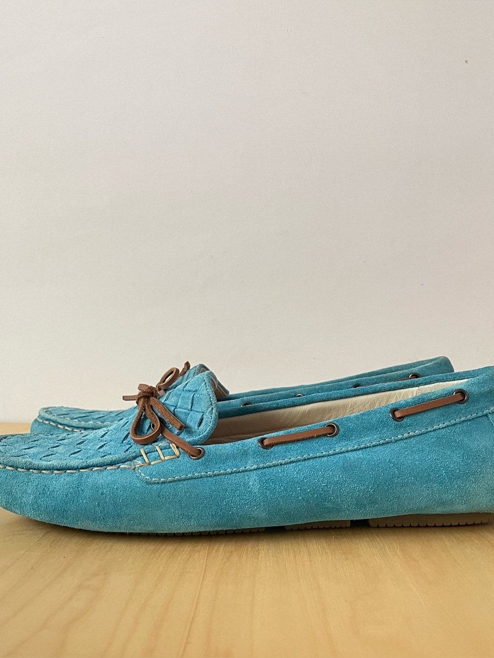 Bottega Veneta Intrecciato Suede Bow Loafers | EU 39 - Picture 3 of 11